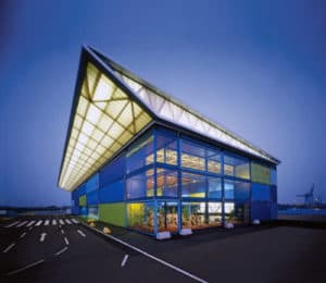 Interessant ontwerp van architect voor een industriegebouw